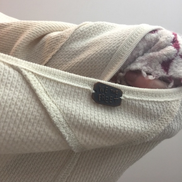 We The Free Ivory Red Sweater Cuff Thermal Shirt - Picture 6 of 8